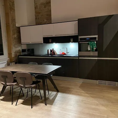 80m2 Haut De Gamme Brotteaux *